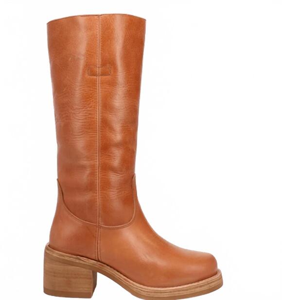 DINGO Shoes - NEW DINGO women's vagabond leather boot in tan
